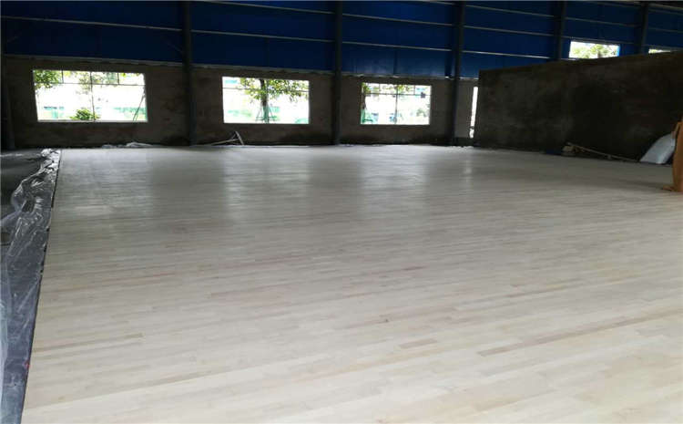 全國體育館專(zhuān)用木地板電話(huà)